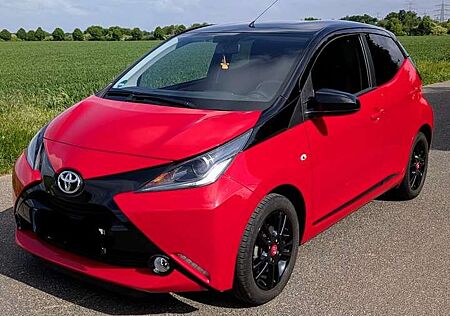 Toyota Aygo x-cite Style Selection NAVI KAMERA KEYLESS