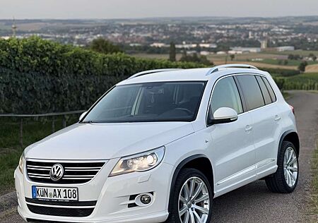 VW Tiguan Volkswagen 2.0 TDI DPF 4Motion Sport & Style