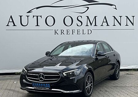 Mercedes-Benz E 300 de Avantgarde PANO MultiLED Kamera SD ..