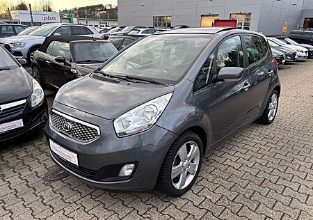 Kia Venga Titanium KLIMAAUT*PANO*SHZ*USB*PDC*ALU*