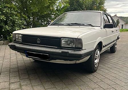 VW Volkswagen Santana GX Oldtimer
