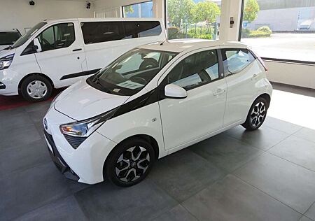 Toyota Others Aygo AYGO x-play Team D * KLIMA *