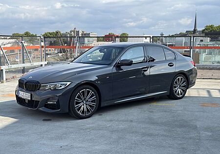 BMW 330 i xDrive M Sport