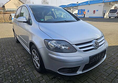 VW Golf Plus Volkswagen 1,6 Comfortline,Klima,Tüv bis 3-2028