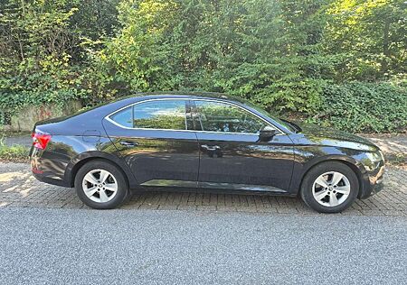 Skoda Superb 2.0 TDI DSG Ambition