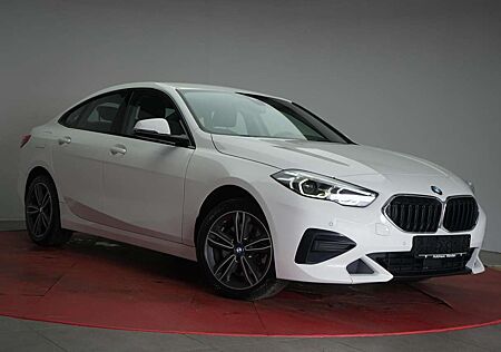 BMW 220 i Gran Coupe Sport Line