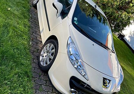 Peugeot 207 CC 120 VTi Filou