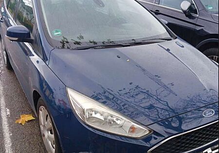 Ford Focus Turnier 1.5 TDCi DPF Start-Stopp-System Aut.