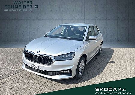Skoda Fabia 1.0 MPI 80 PS Essence SZH LED EL. Fenster