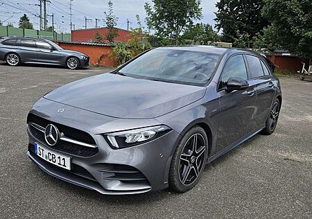 Mercedes-Benz A 200 AMG Nightlife, Sportsitze, MBUX, Scheckheft