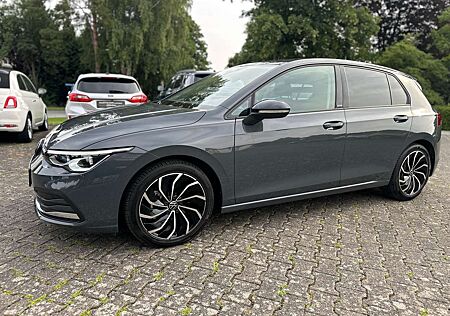 VW Golf Volkswagen VIII 1.5 TSI ACT Active Ahk/Lhz/Led/Ambiete/uvm
