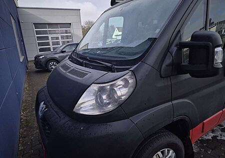 Peugeot Boxer HDi 333 L1H2 verglast