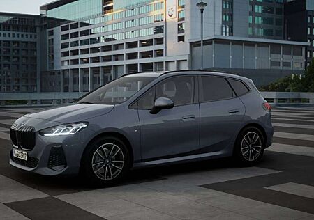 BMW 220 i Active Tourer ///M-Sport ACC PanoSD AHK HiFi H-K