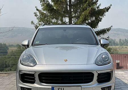 Porsche Cayenne Diesel Tiptronic S