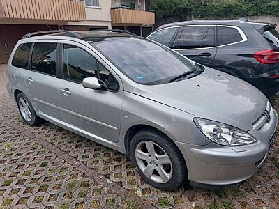 Peugeot 307 2.0*Automatik*AHK*XENON*SHZ*ALU*GUT