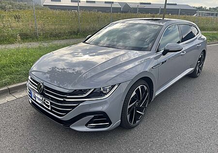 VW Arteon Volkswagen R-Line 4Motion