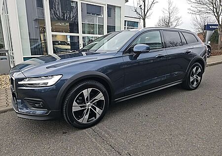 Volvo V60 CC V60 Cross Country B4 AWD Plus