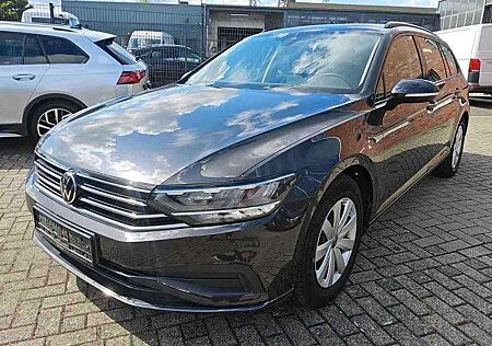 VW Passat Variant Volkswagen Basis DSG Navi LED SHZ AHK Kamera