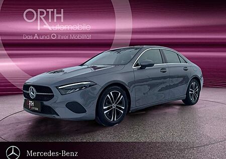 Mercedes-Benz A 180 d 8G-DCT Limousine NAVI+AHK+LED+SHZ+KAMERA