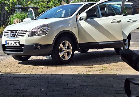 Nissan Qashqai 2.0 acenta+Klima+ALUFELGEN+AHK+
