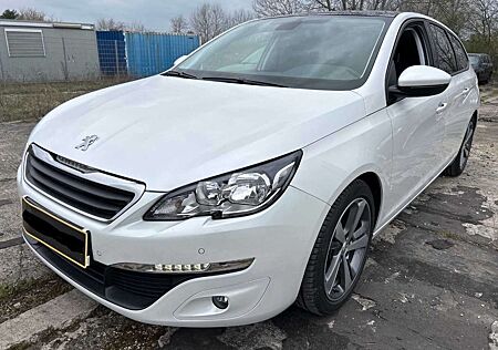 Peugeot 308 SW Active City-Paket / PDC / NAVI /PANO/