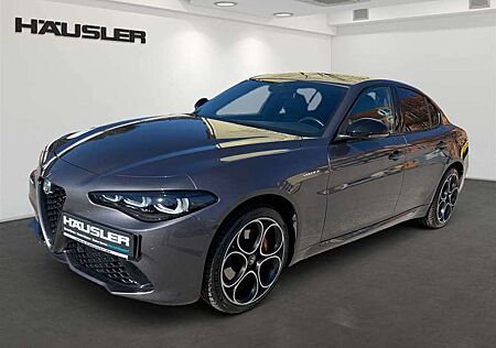 Alfa Romeo Giulia 2.0 T Q4 AT8 Veloce LED Navi PDC Kamera ACC Leder