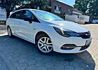 Opel Astra K BUSINESS LED NAVI PDC TEMPOMAT 8xREIFEN