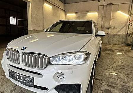 BMW X5 xDrive50i Sport-Aut. M Paket