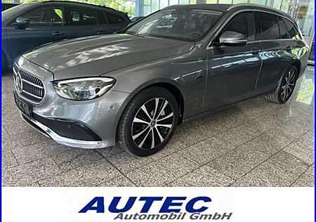 Mercedes-Benz E 300 de AHK+360Kamera+DAB+Teilleder