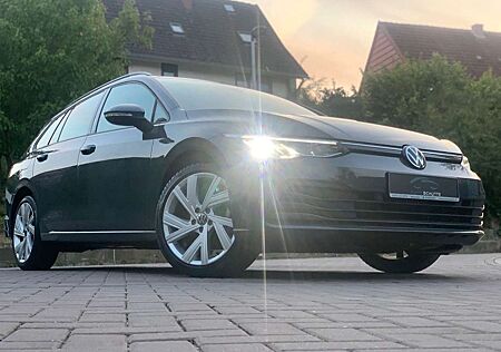 VW Golf Volkswagen VIII Variant Life NAVI SHZ LED PDC ACC 18"