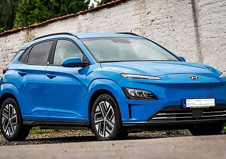 Hyundai Kona EV Trend