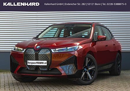 BMW iX 50 xDrive-Sportpacket-Luftfederung-Driving Ass Pro