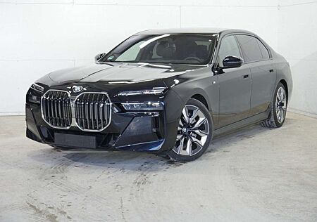 BMW i7 xDrive60 Limousine M Sportpaket B&W Surround