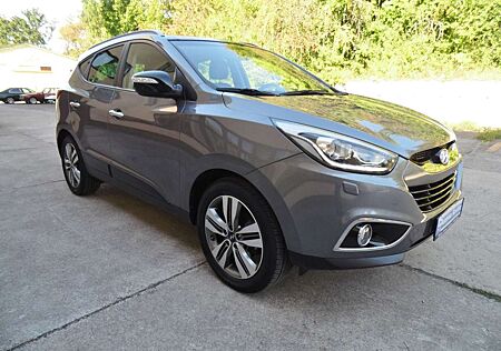 Hyundai ix35 Style AWD/AHK/Temp./Navi/SHZ/Leder/Kamera