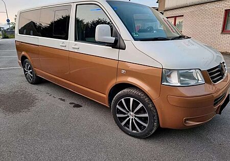 VW T5 Multivan Volkswagen Camper