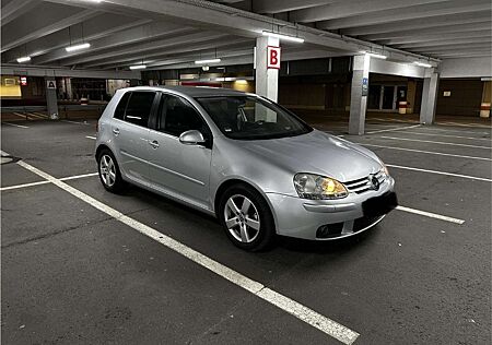 VW Golf Volkswagen 1.4 United