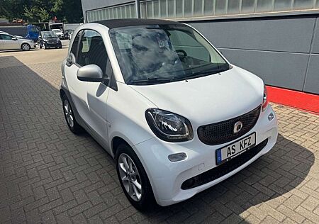 Smart ForTwo Passion 453 52kW KLIMA SHZ ALU´S TEMPOMAT