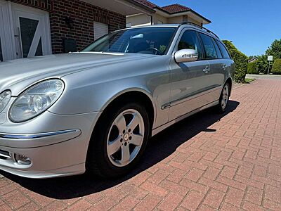 Mercedes-Benz E 220 E-Klasse T-Modell Diesel T CDI Avantgarde DPF