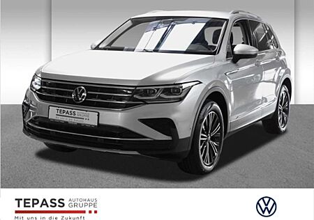 VW Tiguan Volkswagen 2.0 TSI Elegance NAVI AHK MATRIX