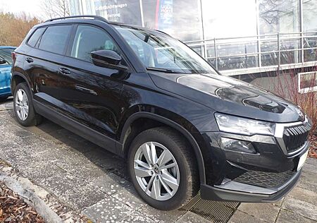 Skoda Karoq Selection, Sitzheiz, 2Z-Klima, RF-Kamera