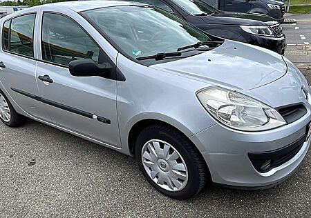 Renault Clio 1.5 dCi, 1.Hand., Klima, lückenloses Scheckheft