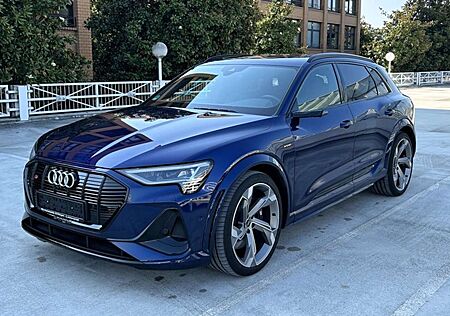 Audi e-tron S quattro
