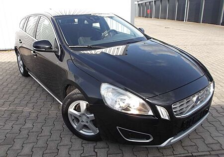 Volvo V60 2.0T POLESTAR.T-LEDER.PDC.H+V.MET.ALU.AHK.MULTI.