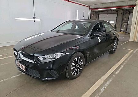 Mercedes-Benz A 180 d*Panorama-Dach*SHZ*VirtCock*Netto-12900€