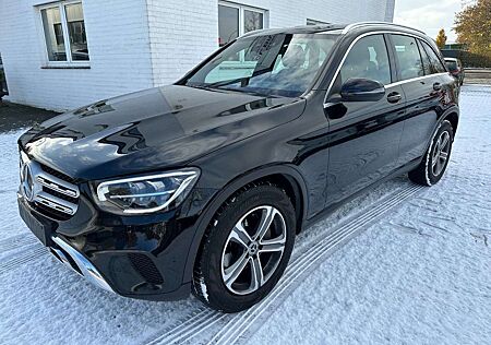 Mercedes-Benz GLC 220 d 4M Luxury Navi LED AHK Distronic