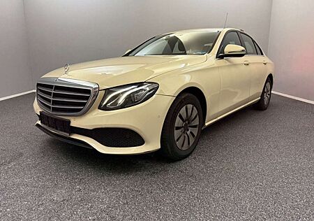 Mercedes-Benz E 200 d TAXI MANUFAKTUR*TAXAMETER*LED*NOTALARM