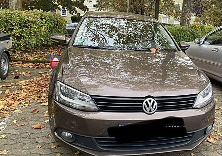 VW Jetta Volkswagen 1.2 TSI BlueMotion Technology Comfortline