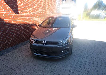 VW Polo Volkswagen V Highline
