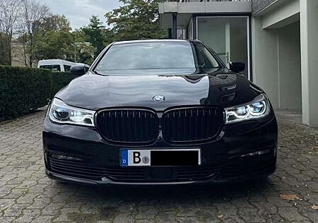 BMW 740i 740