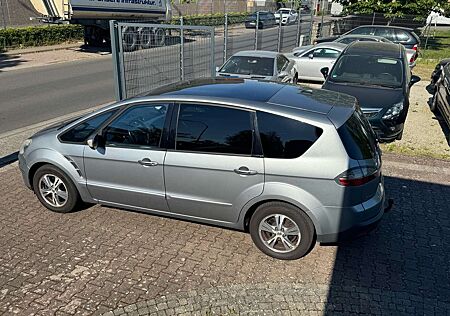 Ford S-Max Titanium 7 Sitzer
